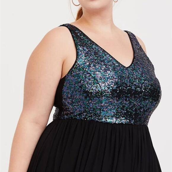 Torrid Black Sequin Chiffon Skater Midi Dress Size 18 NWT - Picture 12 of 13